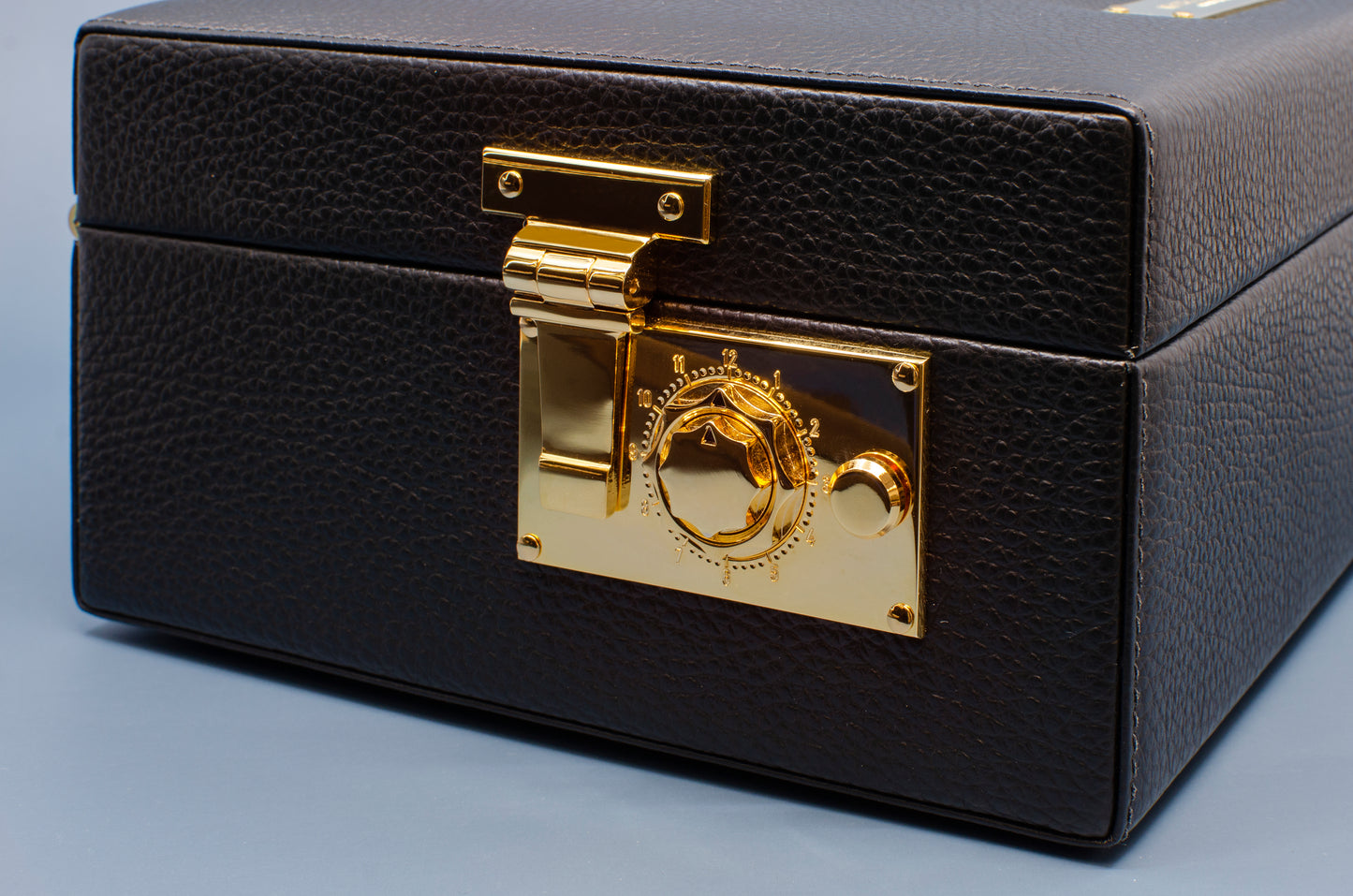 Connoisseur Box